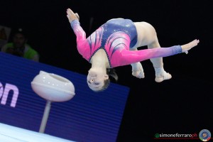 svk usakova elena ph simone ferraro sfa01214 copia